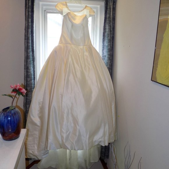 OLEG CASSINI Drop Waist Ball Gown Ivory Wedding Dress Size 12